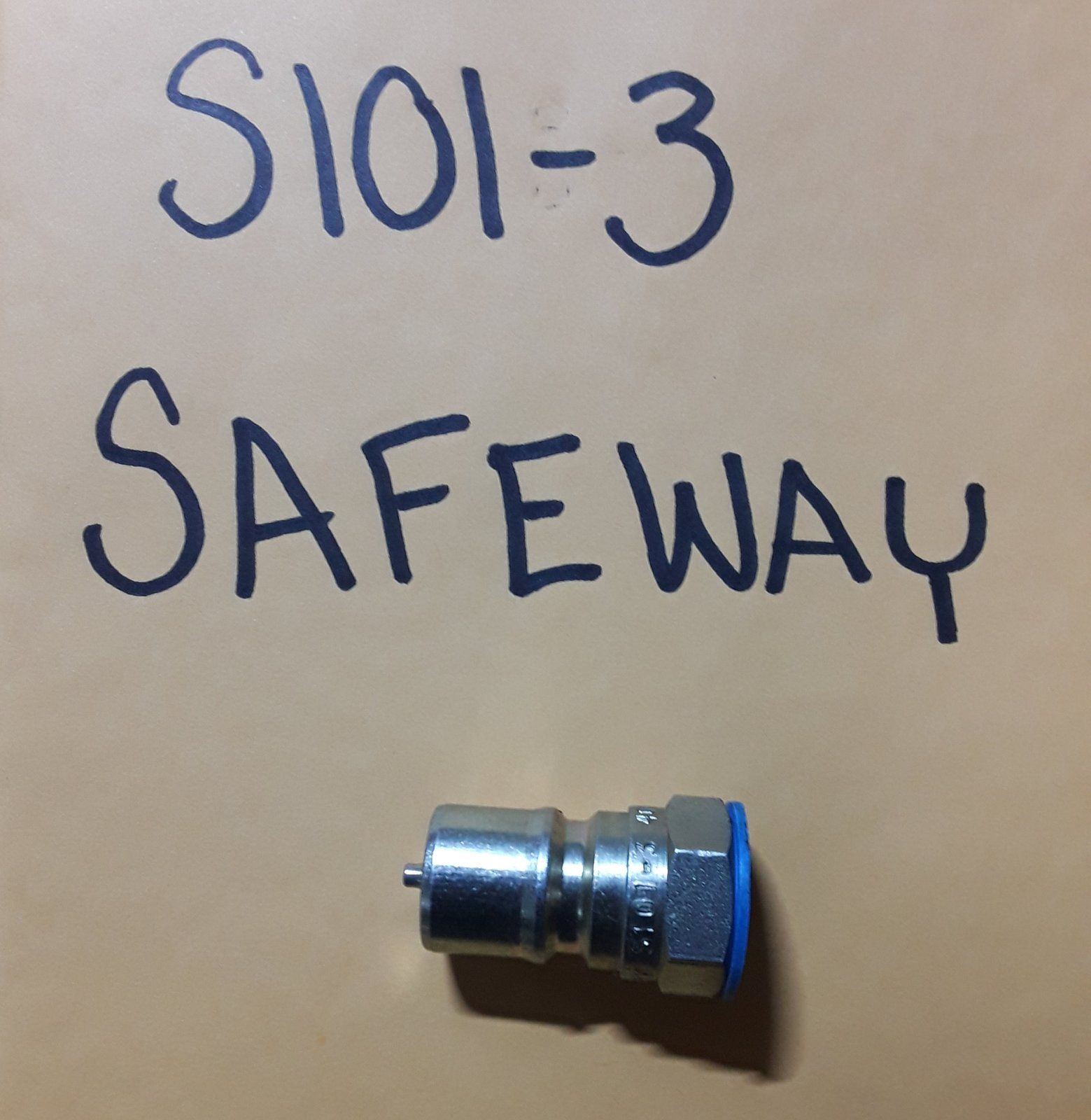 S101-3 SAFEWAY STEEL COUPLER MALE TIP - Ingersoll/Case Tractor Part