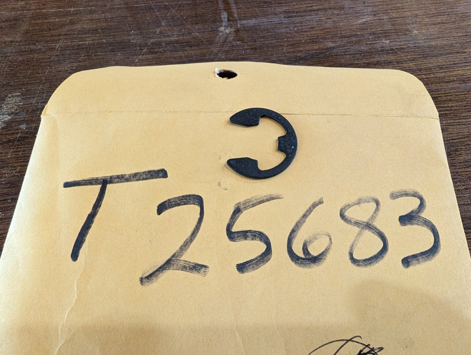 T25683 SNAP RING - Ingersoll/Case Tractor Part
