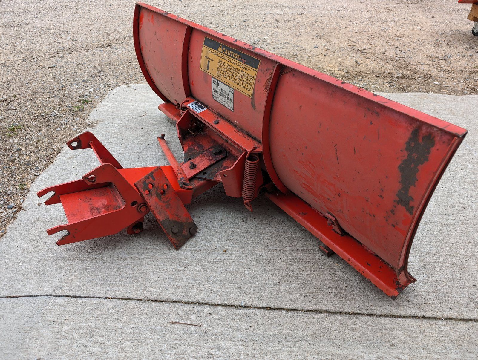 UB54 USED SNOW DIRT BLADE - Ingersoll/Case Tractor Part