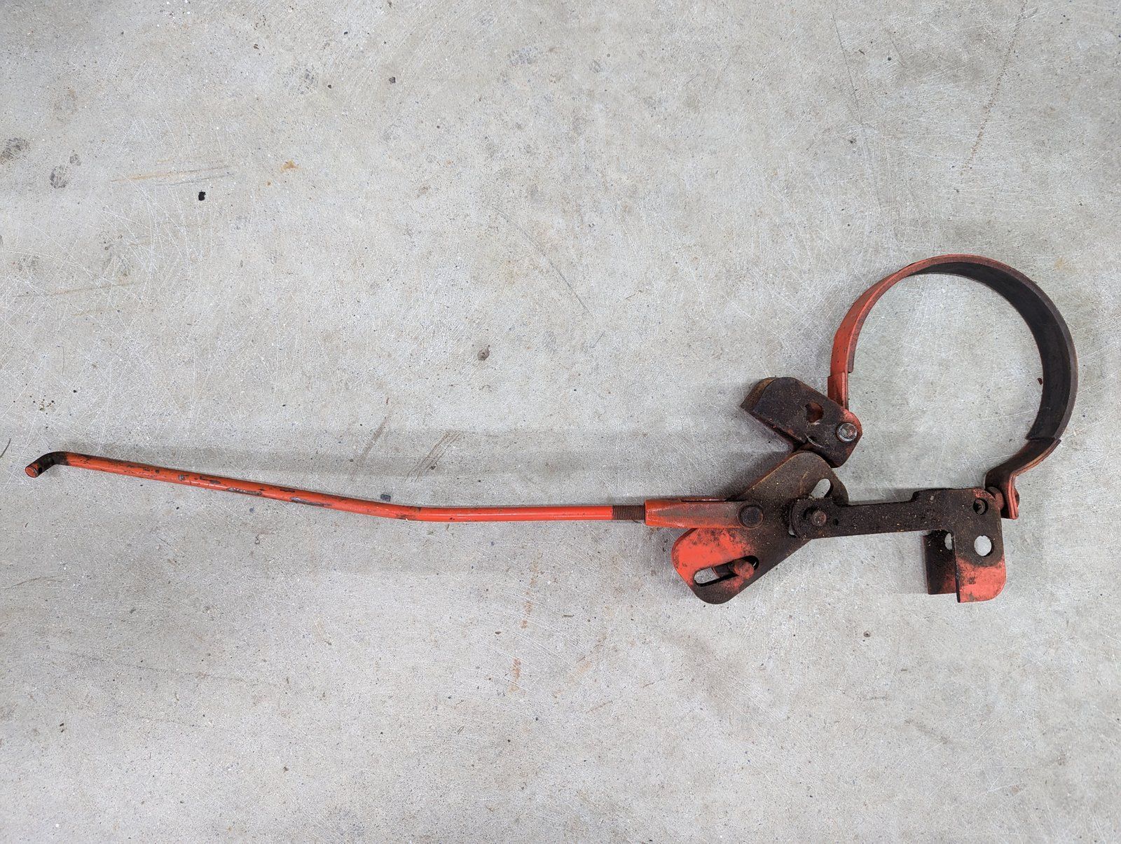USED 4000 SERIES BRAKE BAND/LINKAGE - Ingersoll/Case Tractor Part