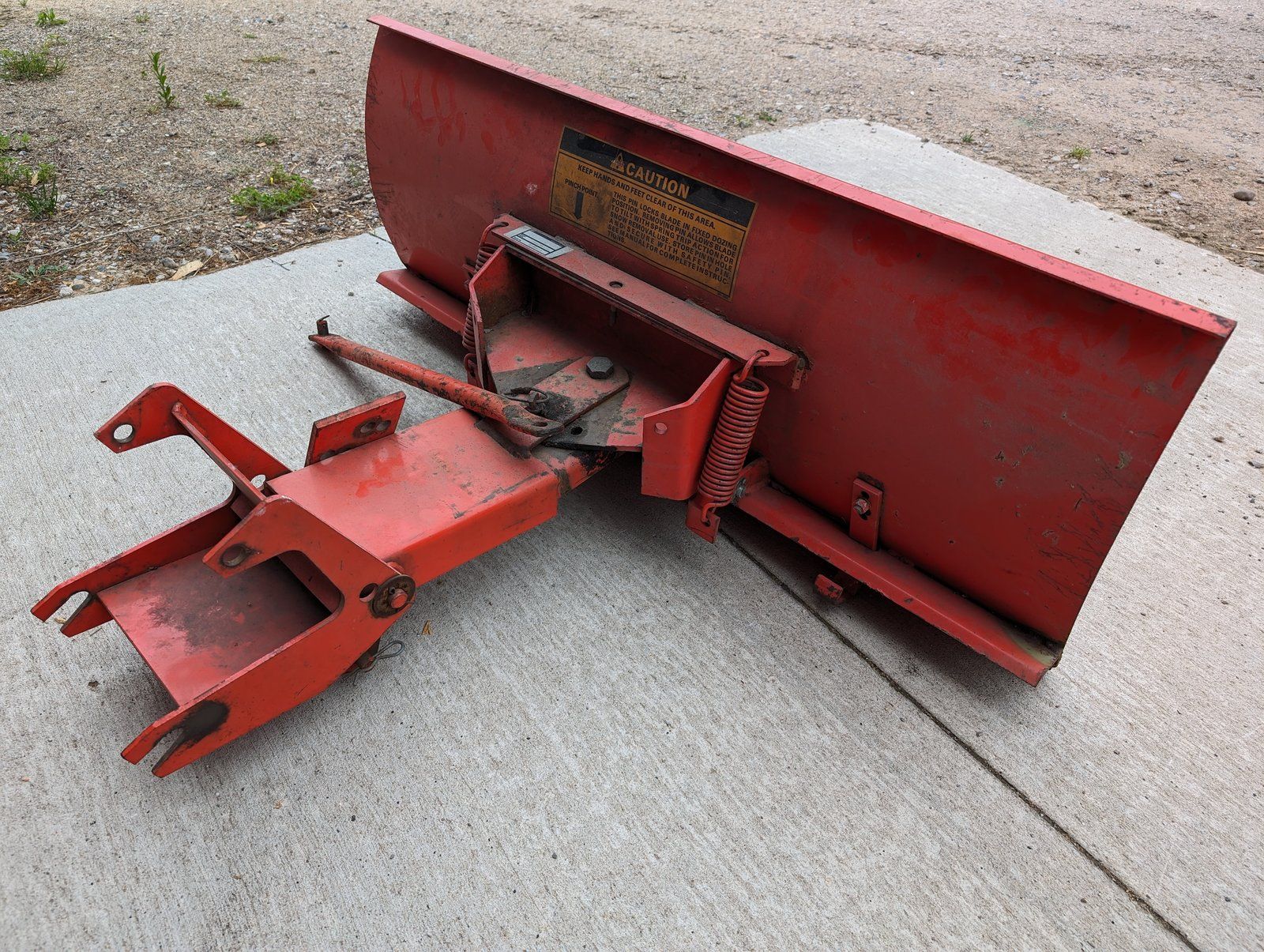 USED UB44 SNOW / DIRT BLADE - Ingersoll/Case Tractor Part