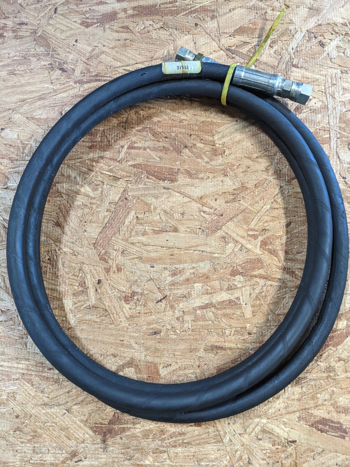 WOODS 37862 HOSE 5/16X9/16JICFX9/16FX107 - Ingersoll/Case Tractor Part