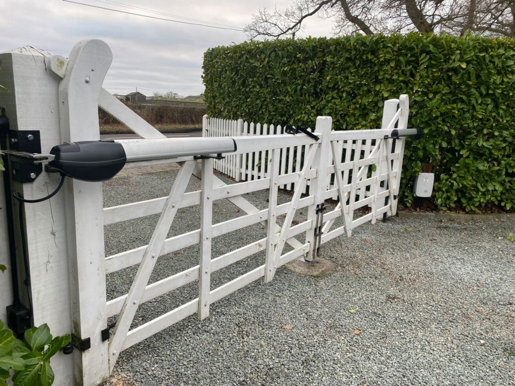 electric gate