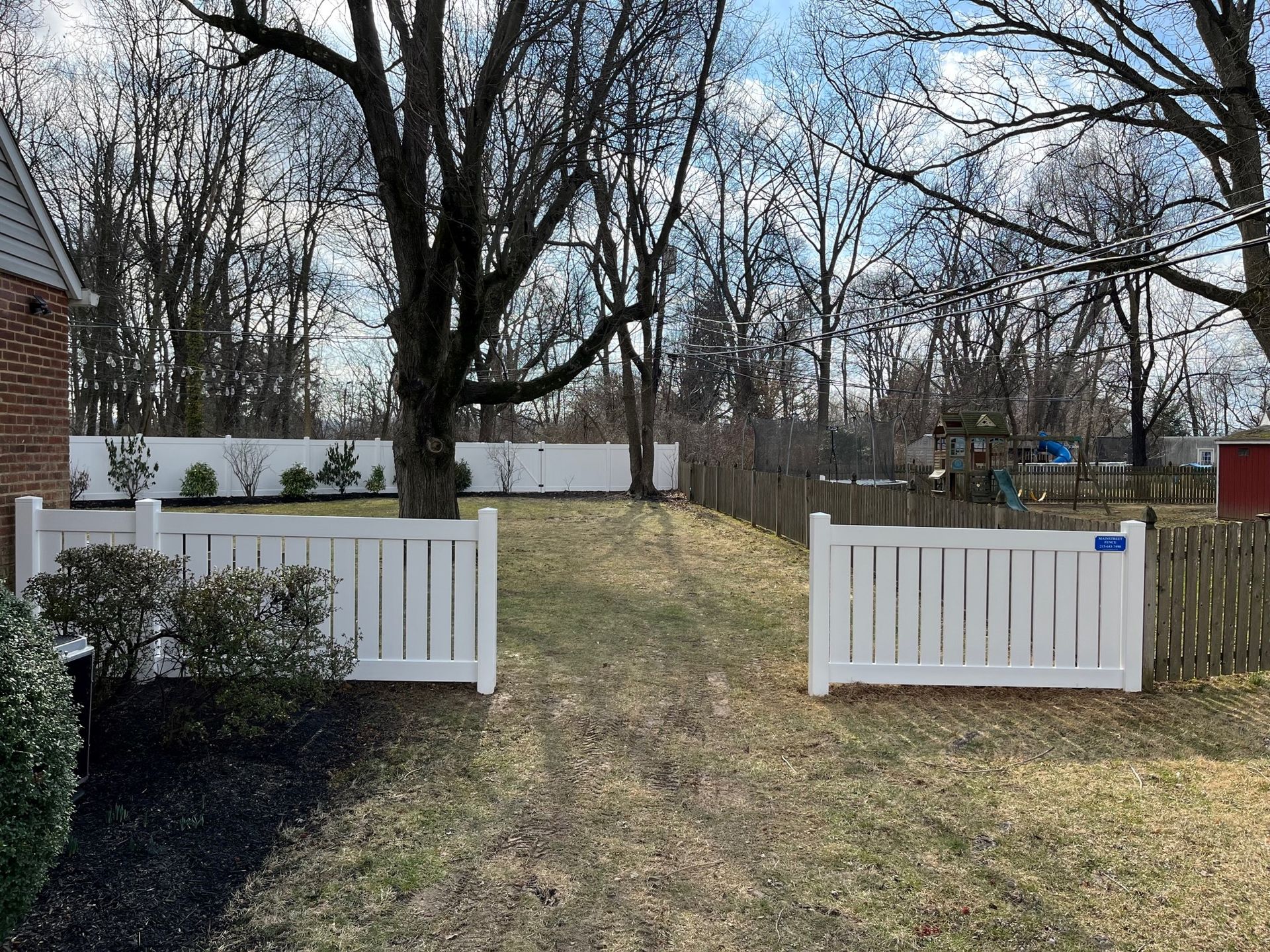 Vinyl Fencing Services Hatboro, PA Main Street Fence