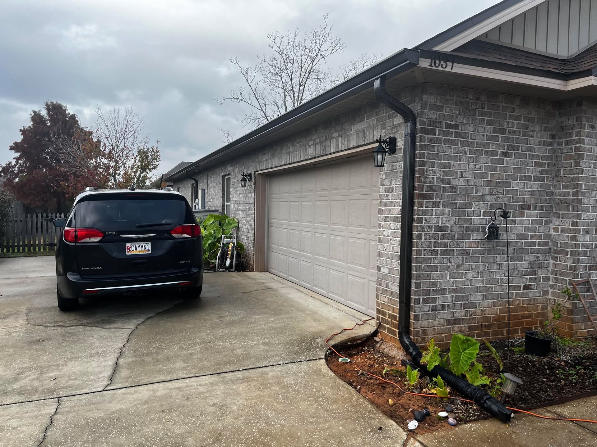 residential gutter installation | Mobile, AL | Southern Gutters LLC