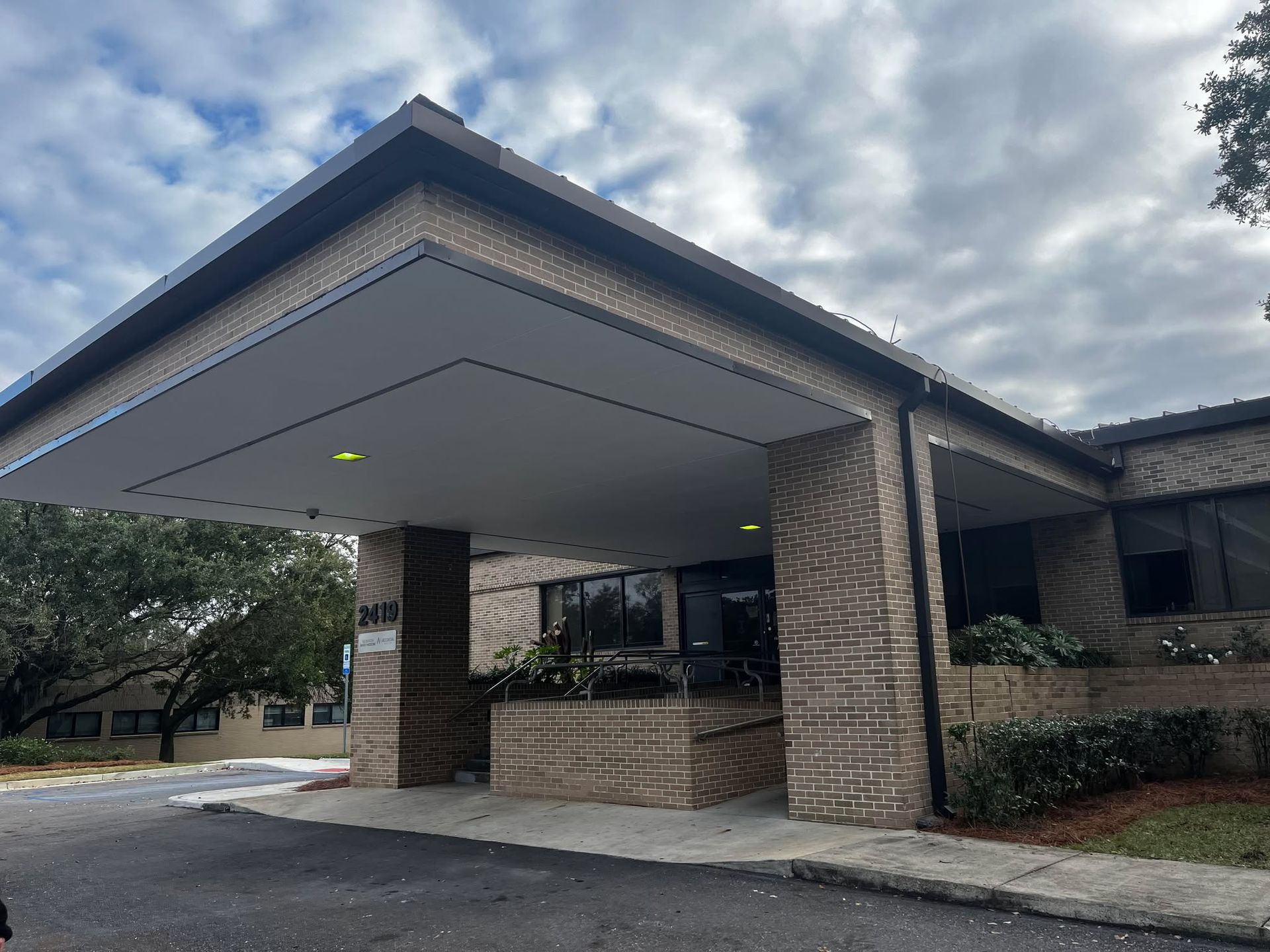 commercial gutter installation | Mobile, AL | Southern Gutters LLC