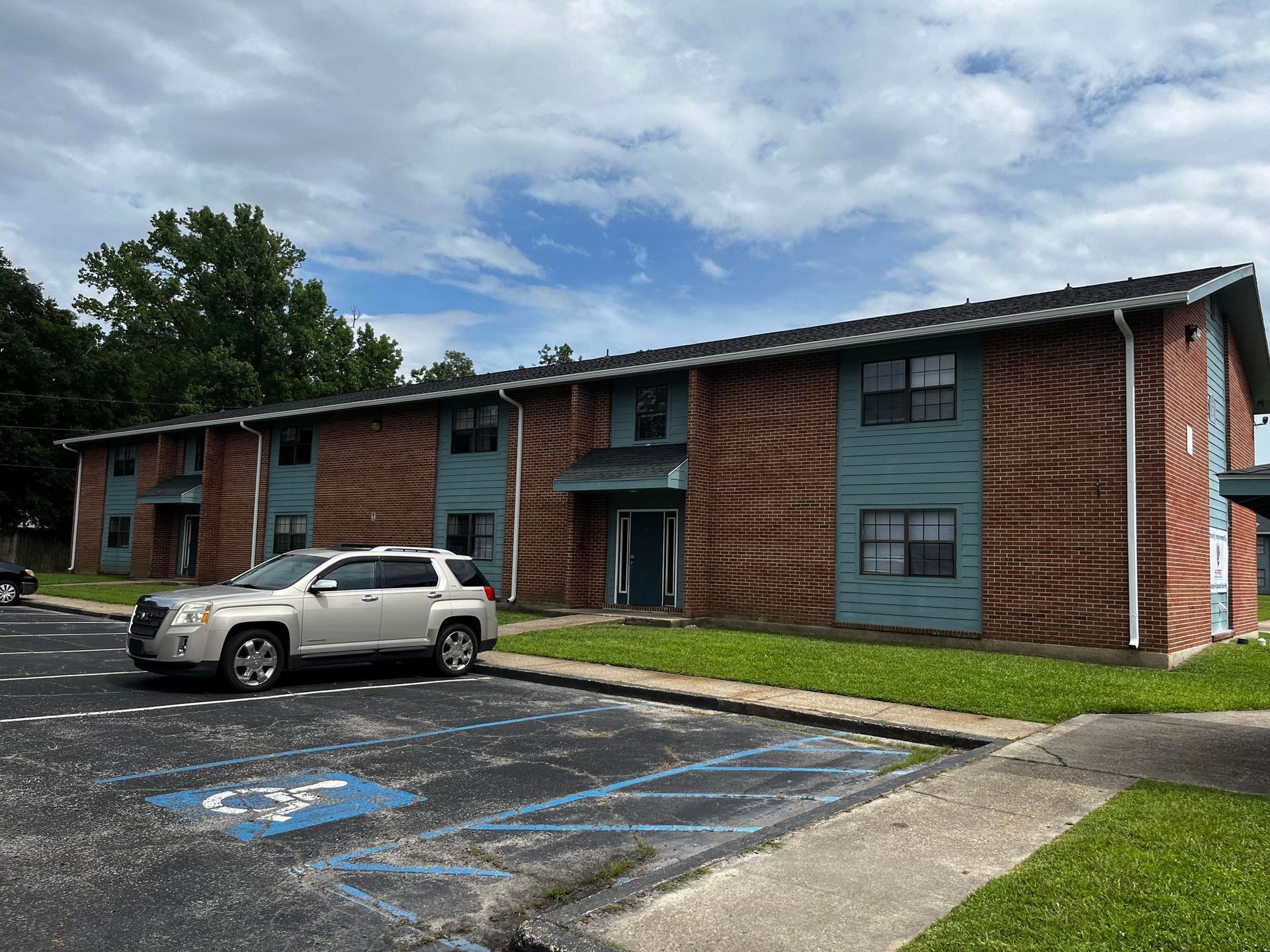 commercial gutter installation | Pascagoula, MS | Southern Gutters LLC