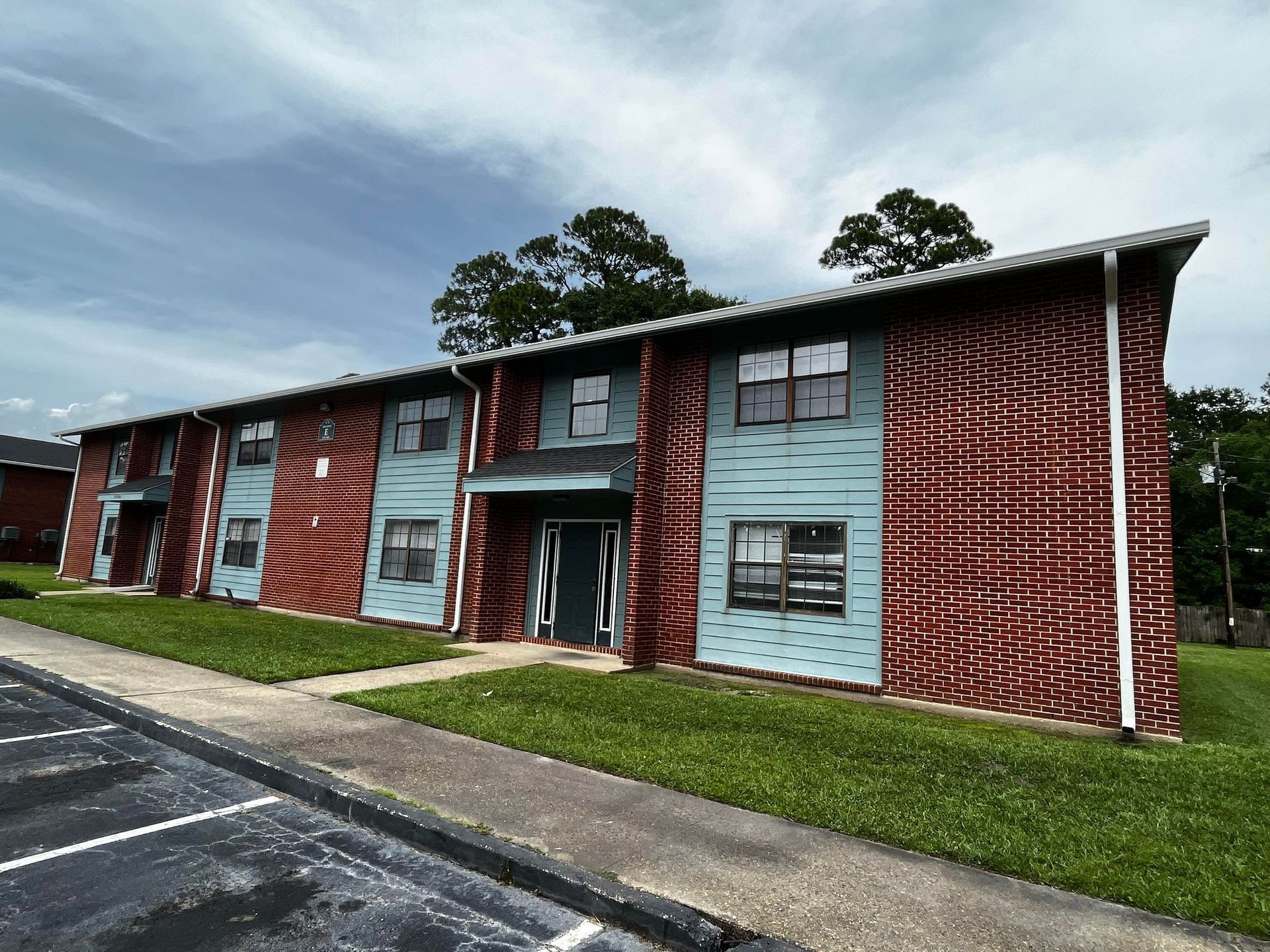 commercial gutter installation | Pascagoula, MS | Southern Gutters LLC