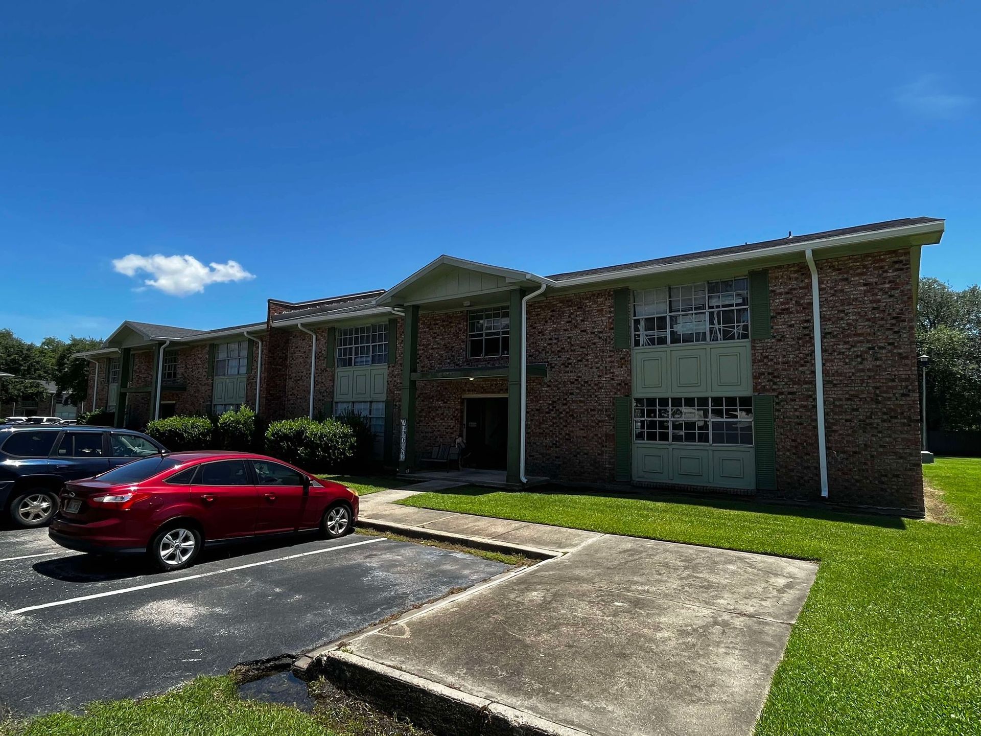 commercial gutter installation | Pascagoula, MS | Southern Gutters LLC