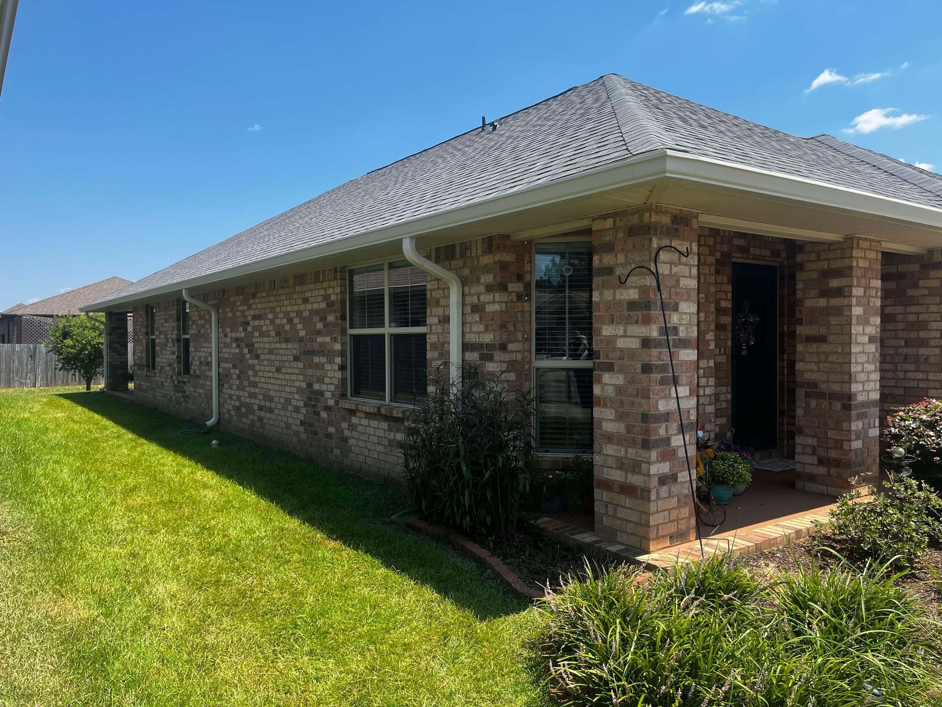 residential gutter installation | Mobile, AL | Southern Gutters LLC