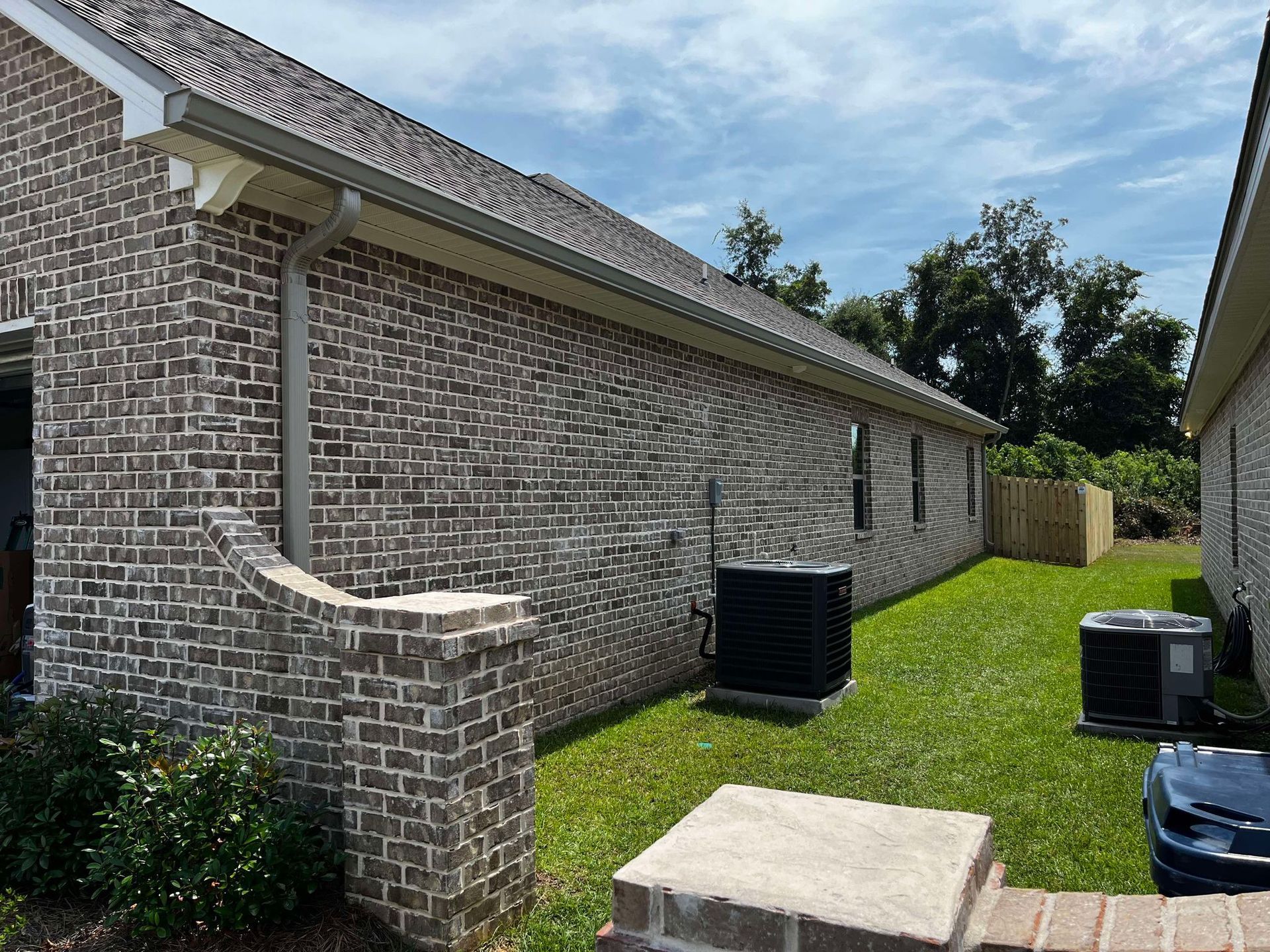 residential gutter installation | Mobile, AL | Southern Gutters LLC