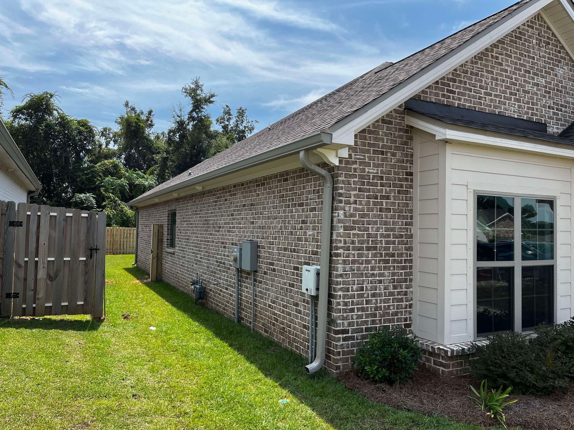 residential gutter installation | Mobile, AL | Southern Gutters LLC