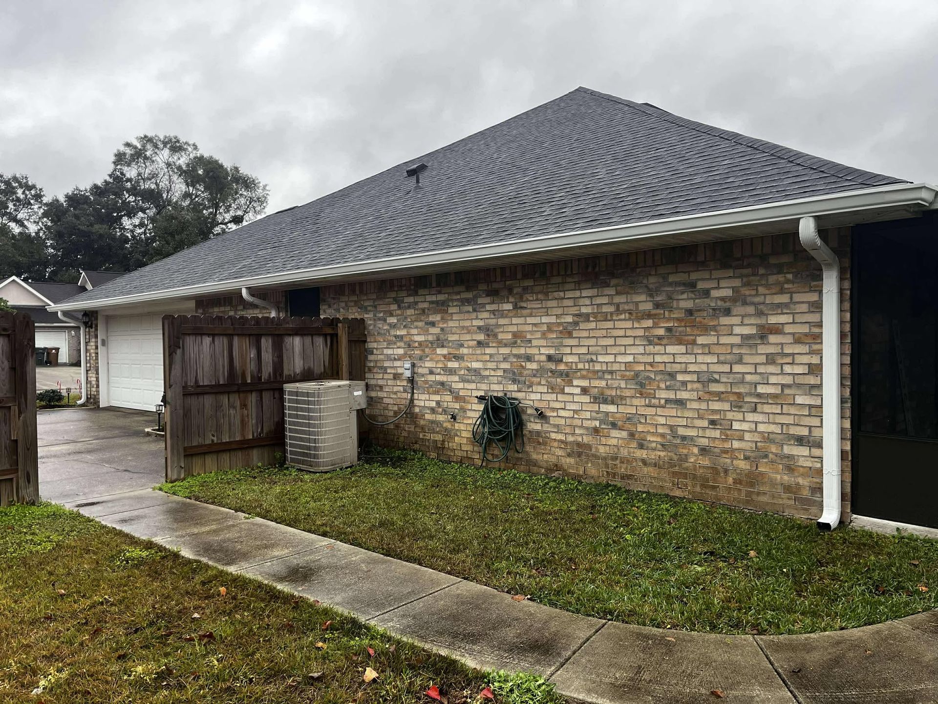 residential gutter installation | Ocean Springs, MS | Southern Gutters LLC