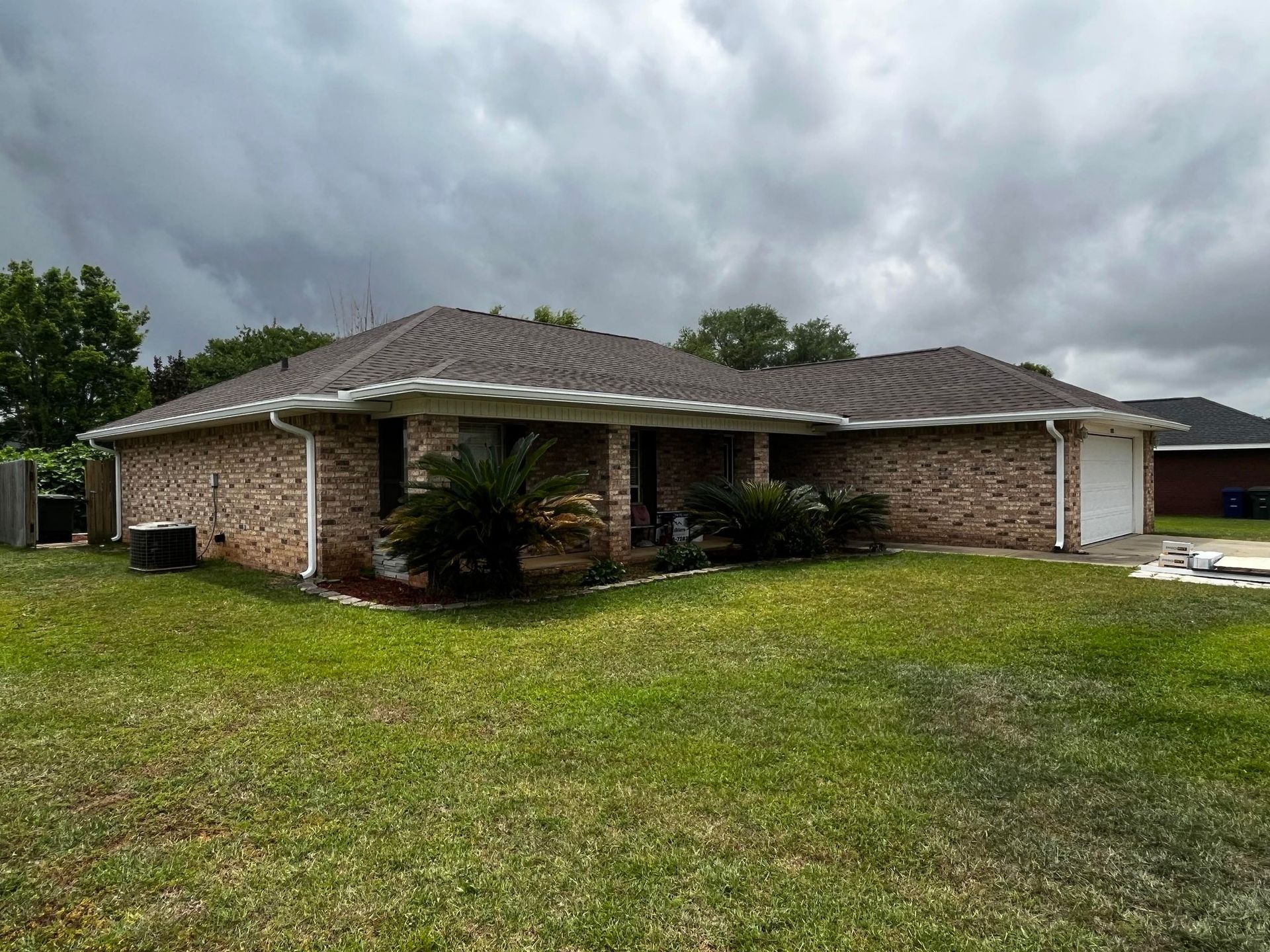 residential gutter installation | Mobile, AL | Southern Gutters LLC