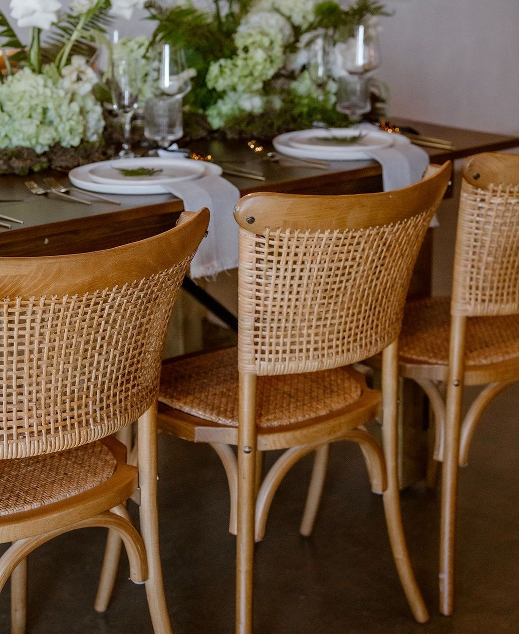 Floral tablescape at event space available for corporate events near Boulder, Colorado.