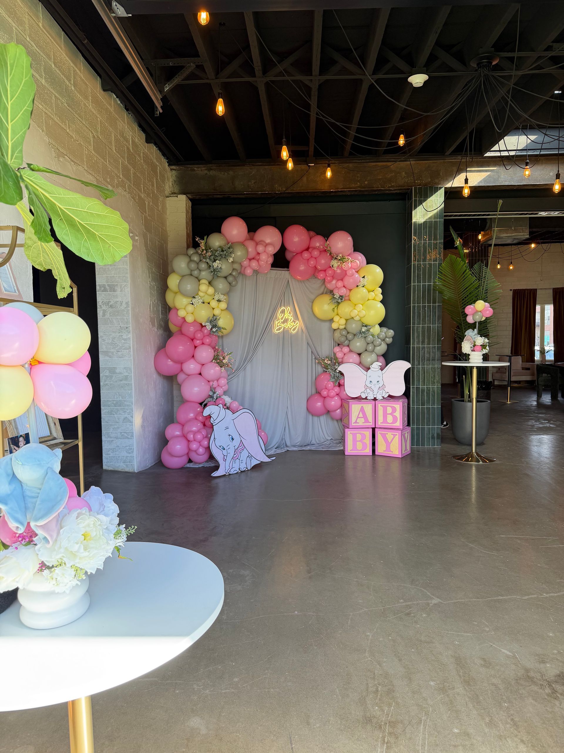 Indoor baby shower venue in Longmont, CO.