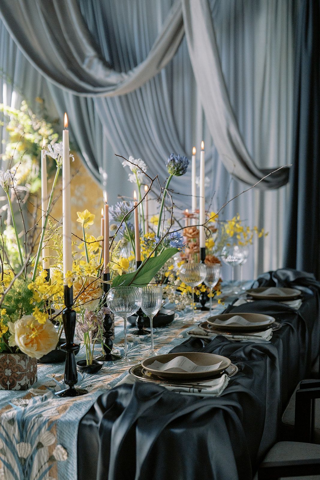 Tablescape florals and styling at photoshoot space for rent near Boulder, CO.