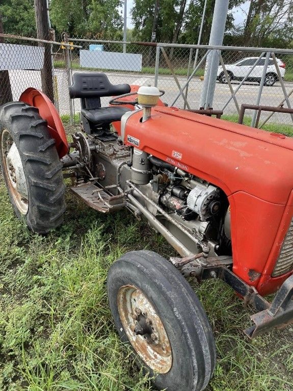 35 Massey Ferguson Left Side View — Beaumont, TX — Audilet Tractor Sales Inc
