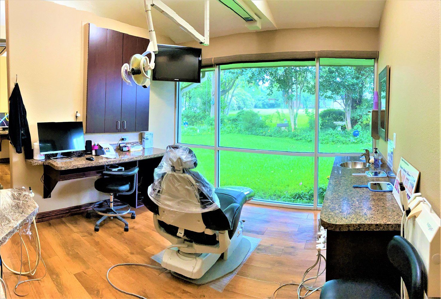 Arlington Dentistry treatment room with garden view