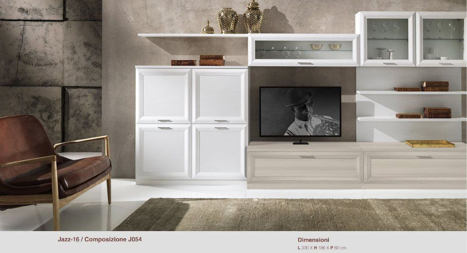 parete attrezzata in showroom