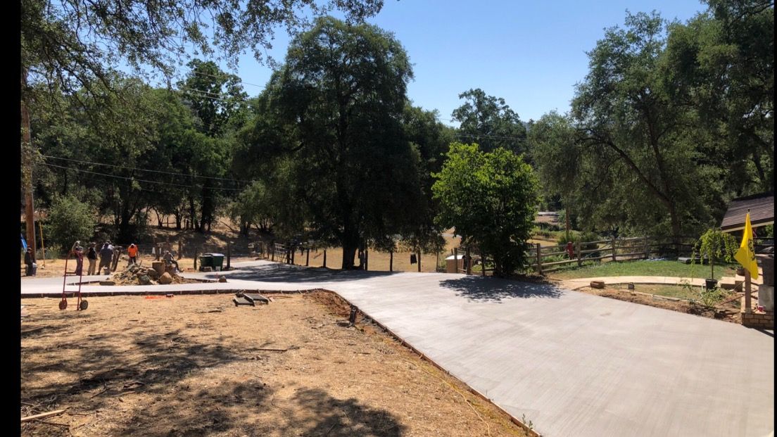 new driveway pour