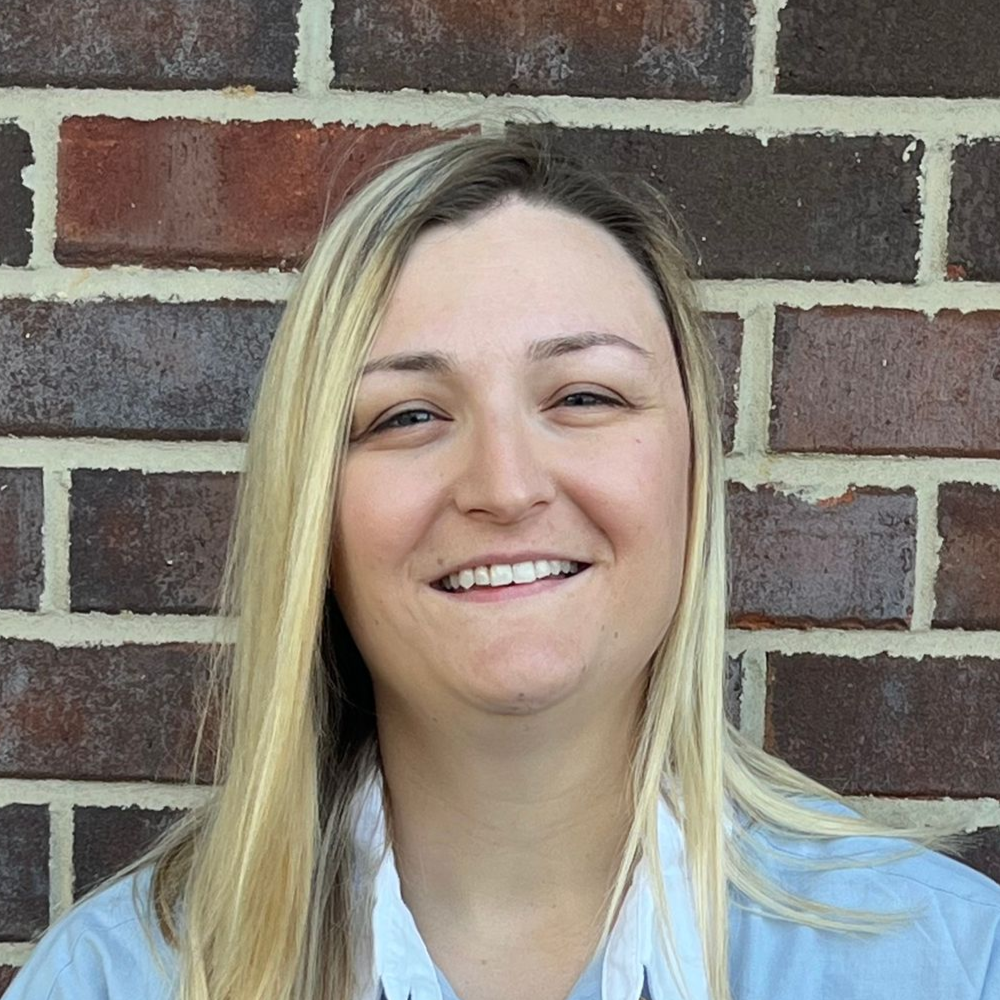Headshot of Lexie Morin, Commercial LInes Processor