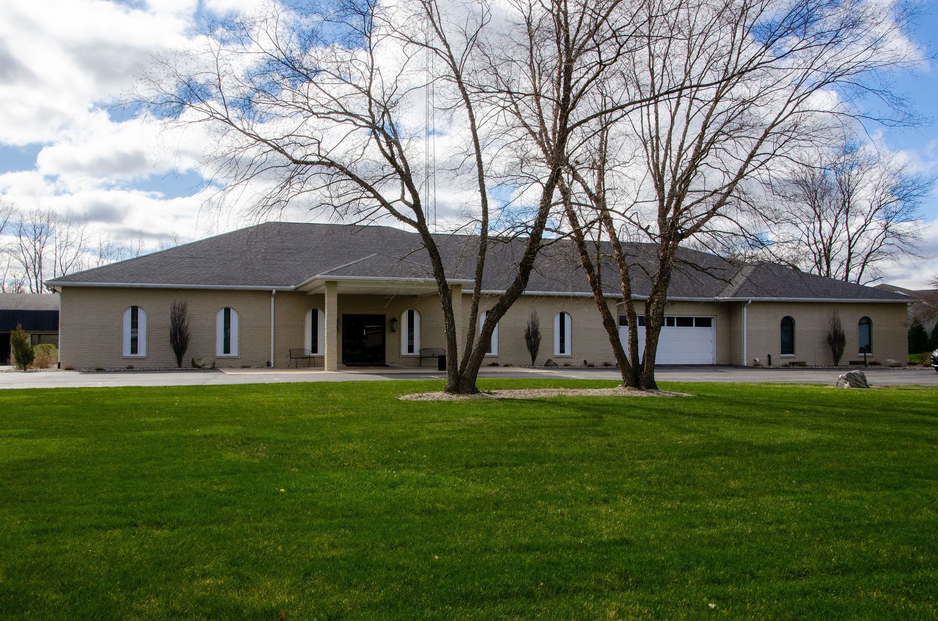 Exterior view of Mishler Funeral Home in Bremen, IN