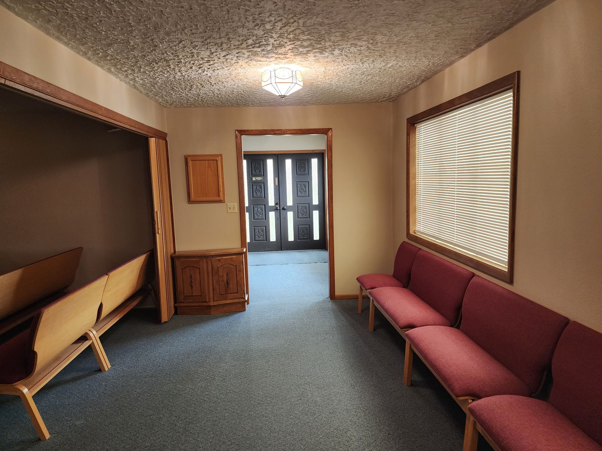 Layne's Funeral Services Back Chapel