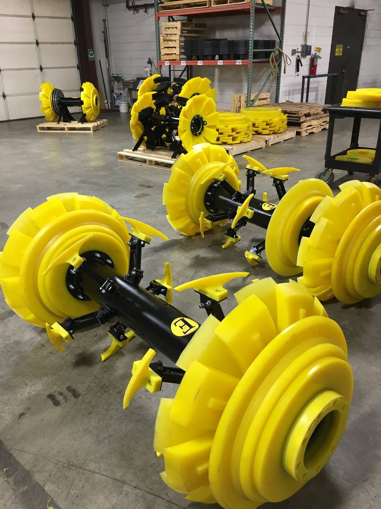 large diameter pipeline caliper tool for measuring internal geometry in transmission pipelines