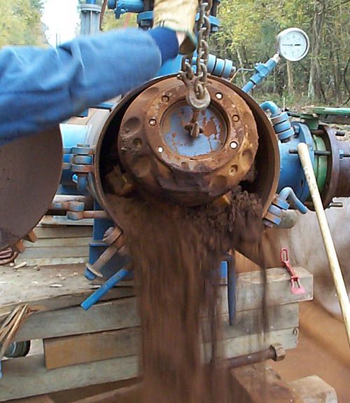 Enduro Cleaning Pig pushing out pipeline debris. 