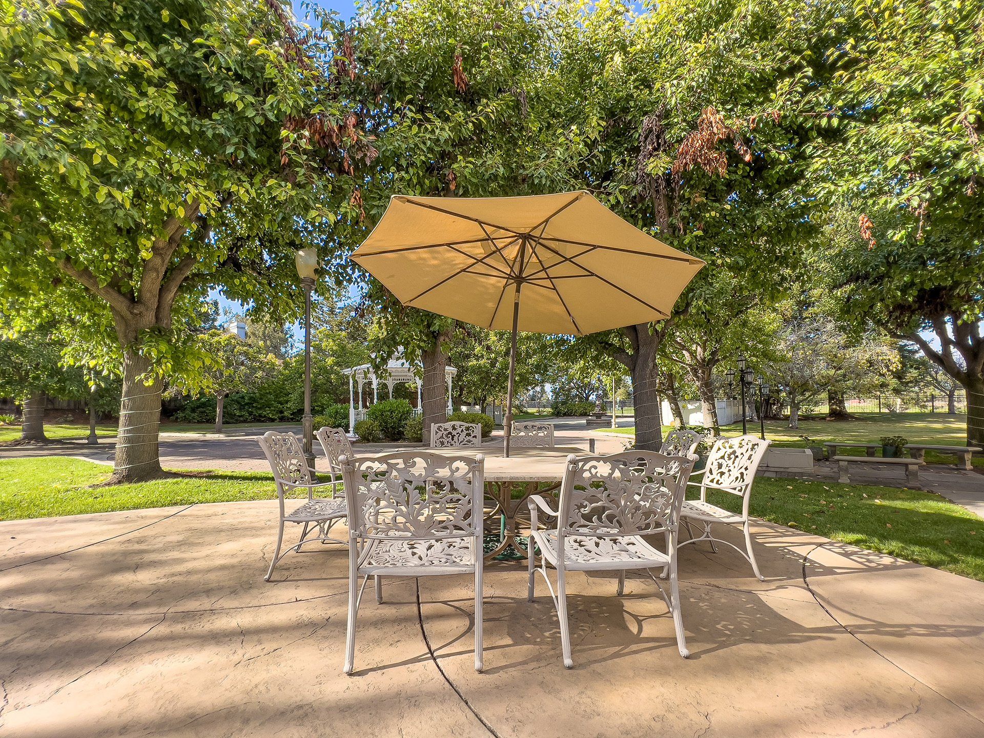 Courtyard seating at Chateau Coralini boutique inn in Salinas Valley