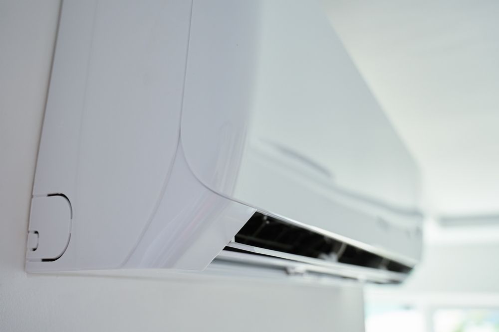 the side profile of an air conditioning unit