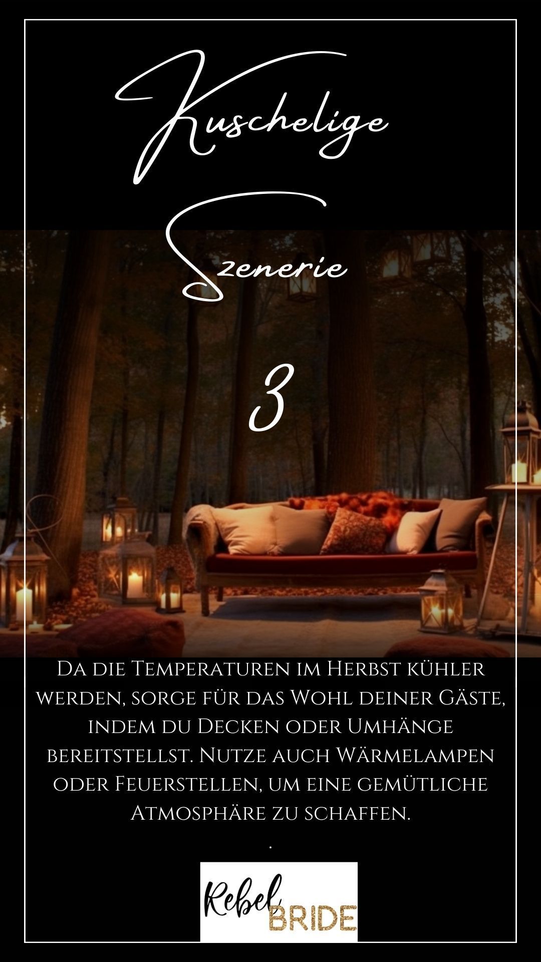 Ein Poster mit einem Sofa und Kerzen in einem Wald.