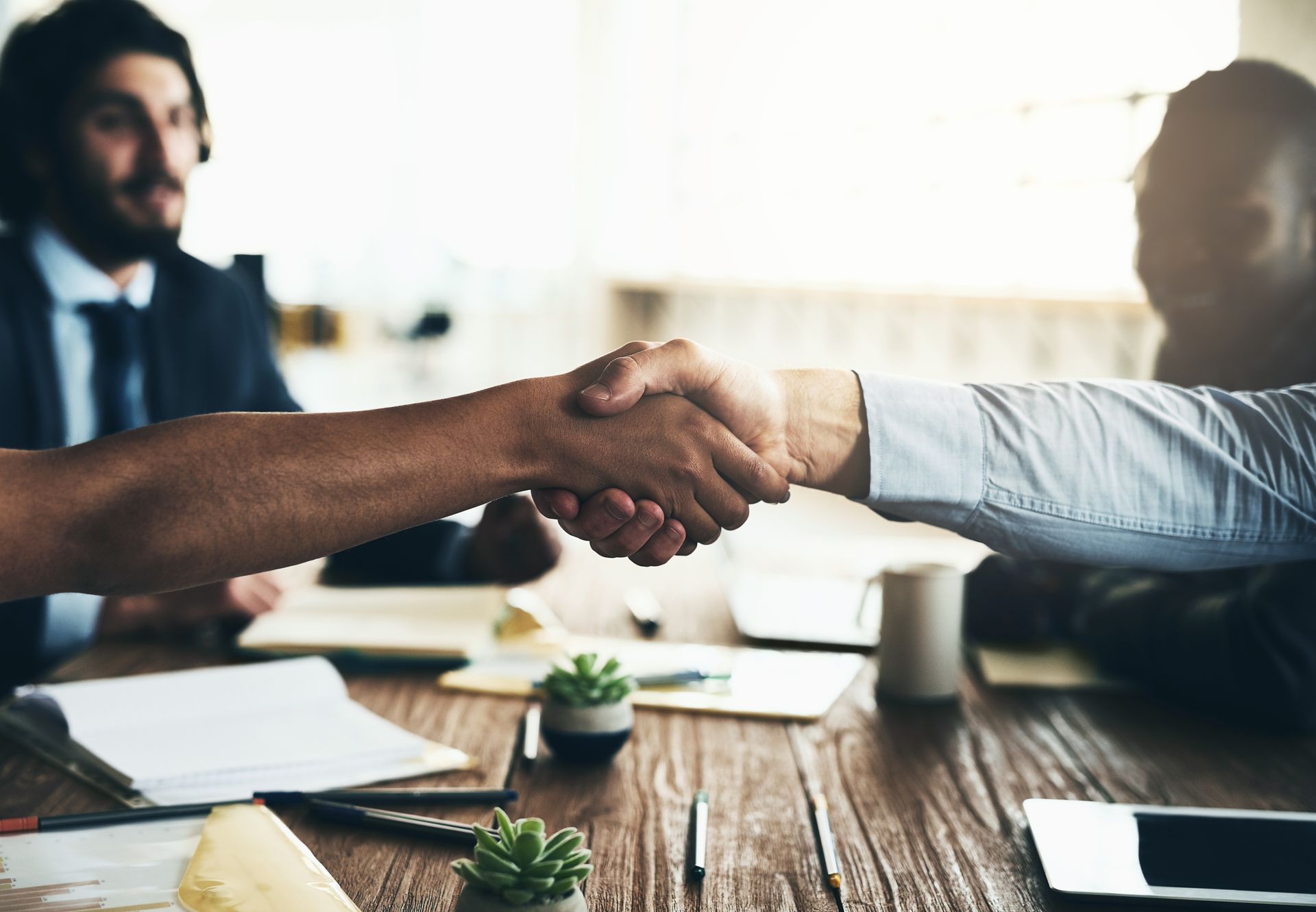 How to Attract Buyers When Selling Your Business | Expert Business Sale Tips
