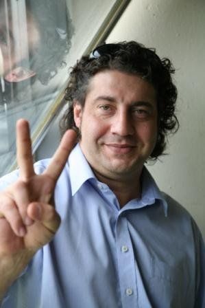Marcus Fleischer 2006 als Key-Account-Manager der Devil AG entspannt während der Mittagspause im Raucherraum
