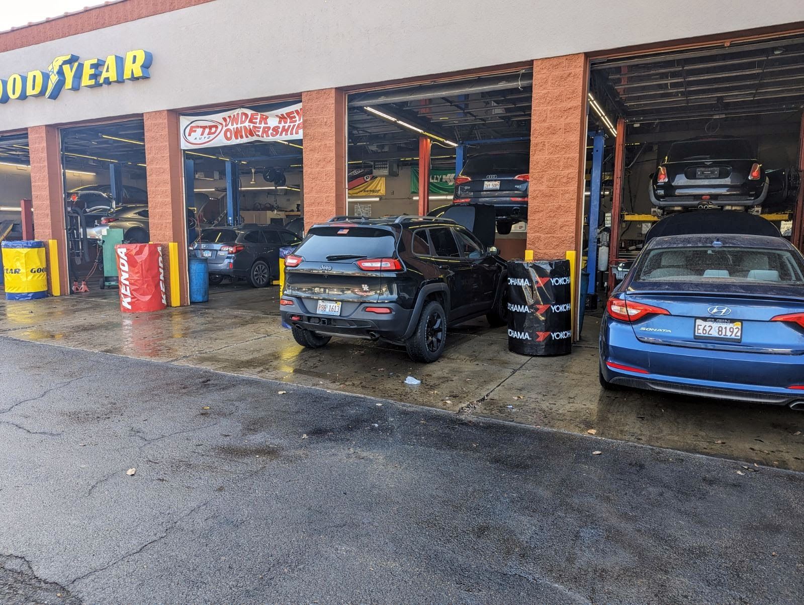 Shop Exterior | FTD Auto - Bartlett
