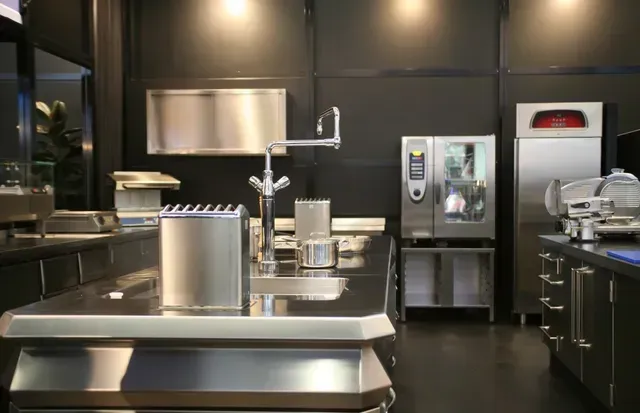 Preventivi R.A.M.I. per cucine professionali per la Ristorazione Bergamo