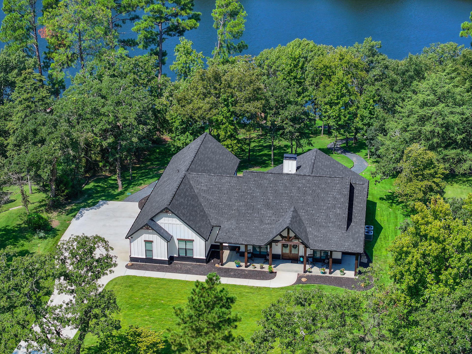 Custom Home Exterior Photos | Rustic Creek Homes