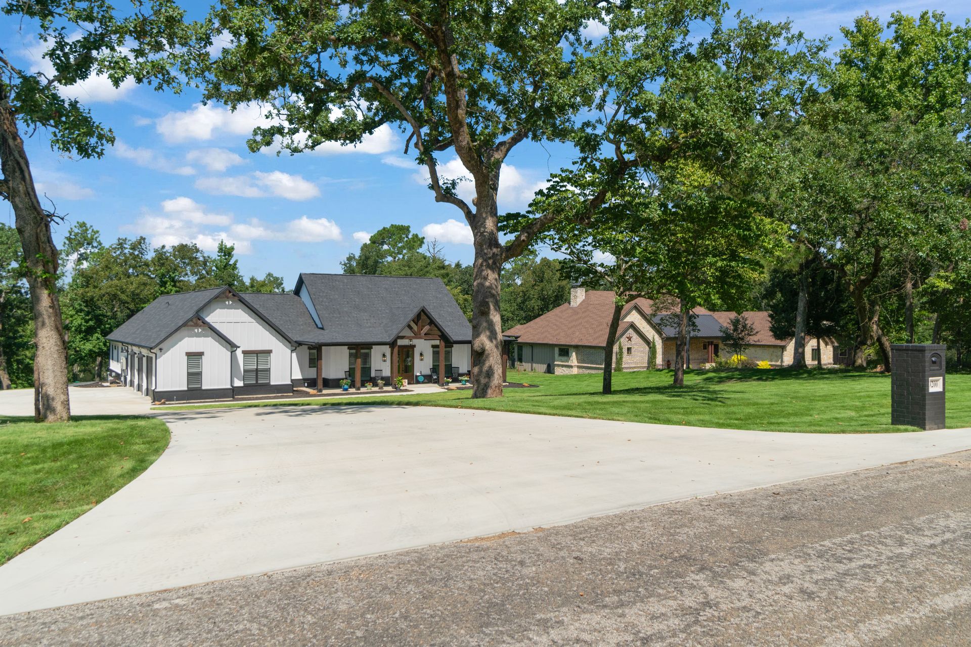 Custom Home Exterior Photos | Rustic Creek Homes