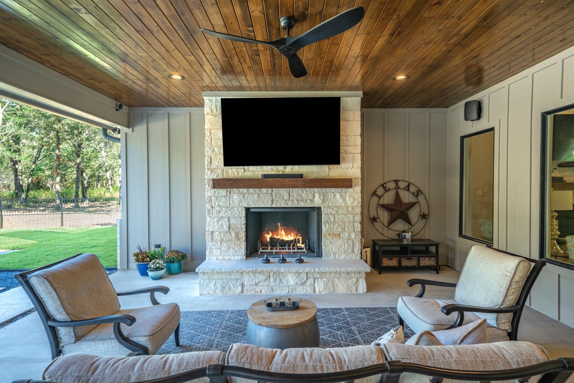 Custom Home Outdoor Living Space Photos | Rustic Creek Homes