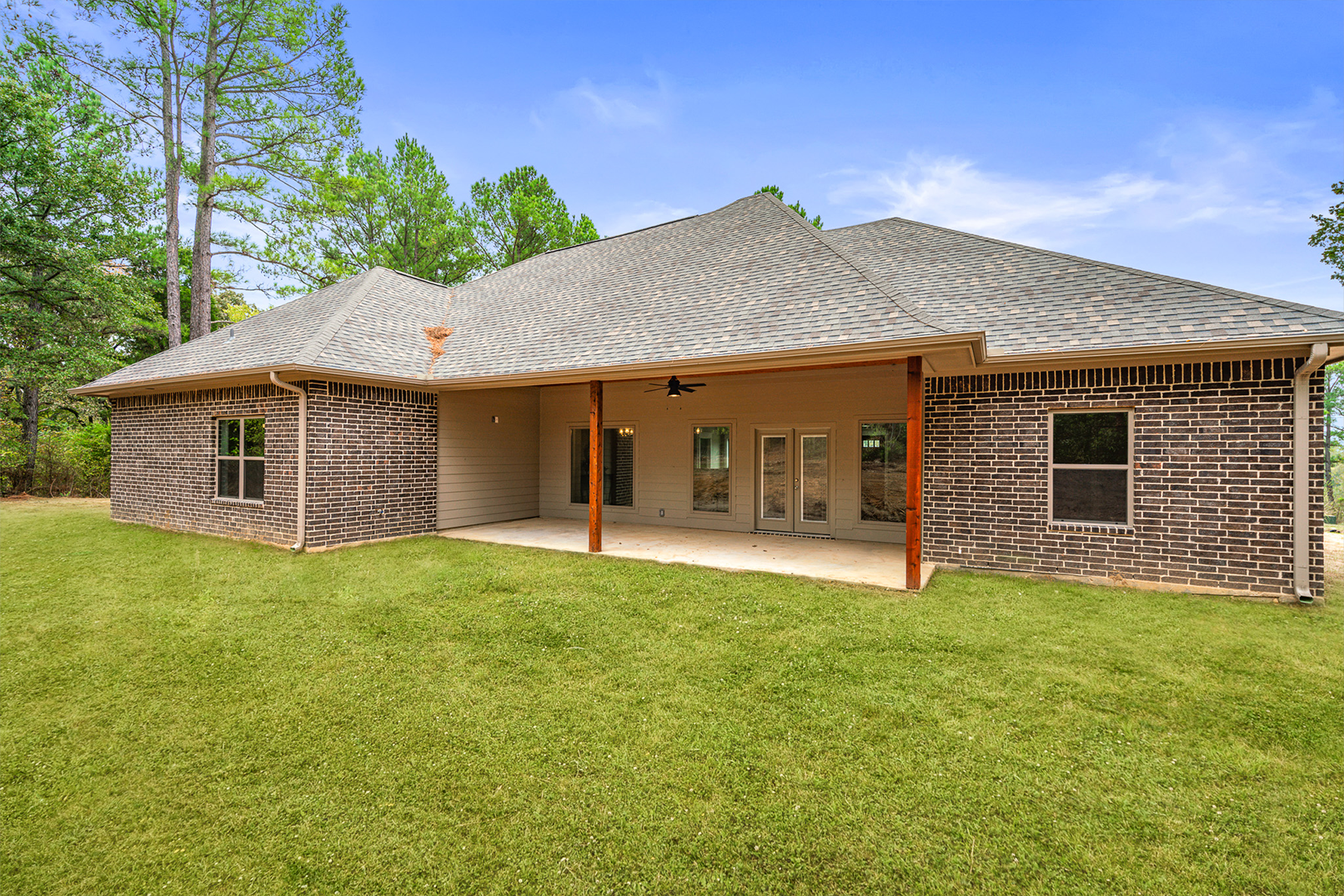 Custom Home Outdoor Living Space Photos | Rustic Creek Homes