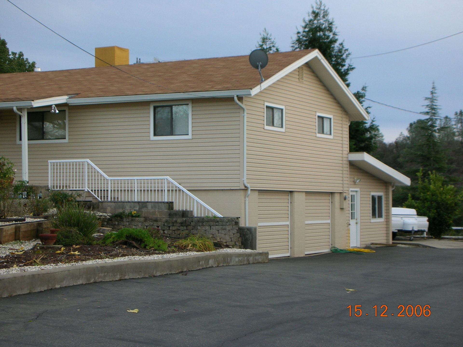 A picture of a house was taken on december 15 2006