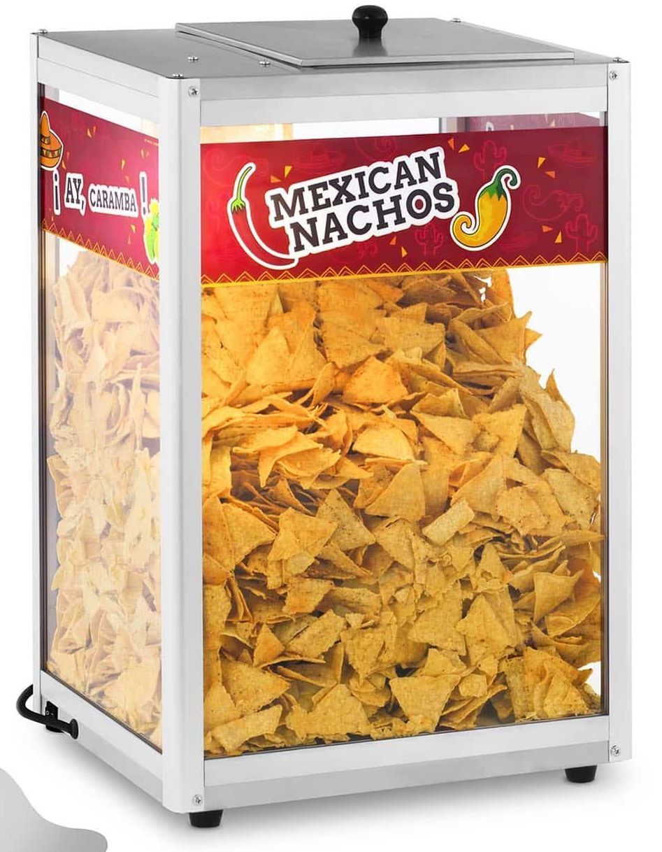 Warmhoudbak voor nacho's gevuld met tortillachips; bordje