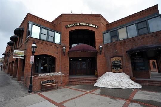 Lincoln West Mall Building Photo