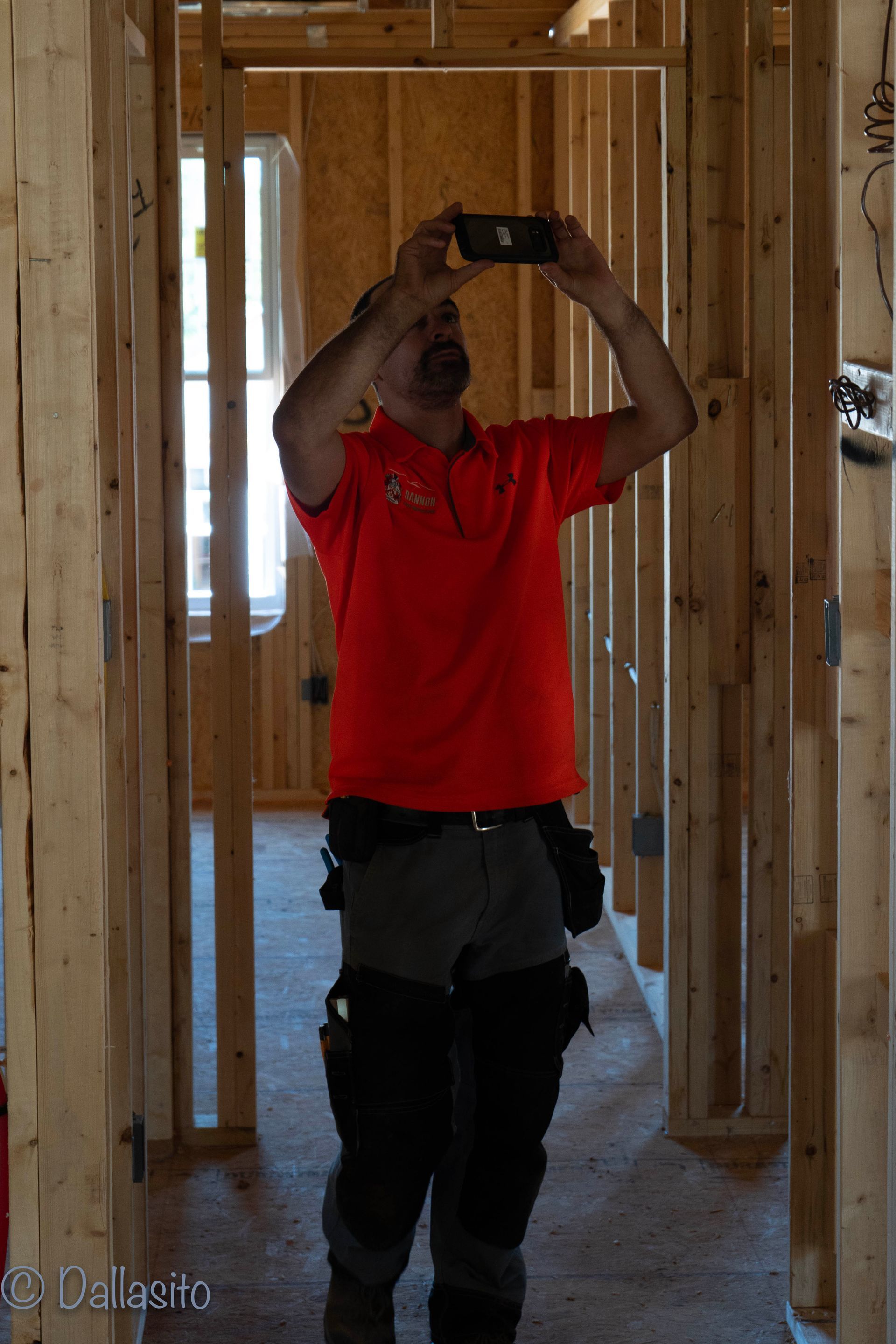 Do Home Inspectors Take Pictures?