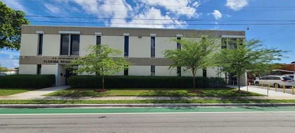exterior painting contractor near me in lauderdale lakes