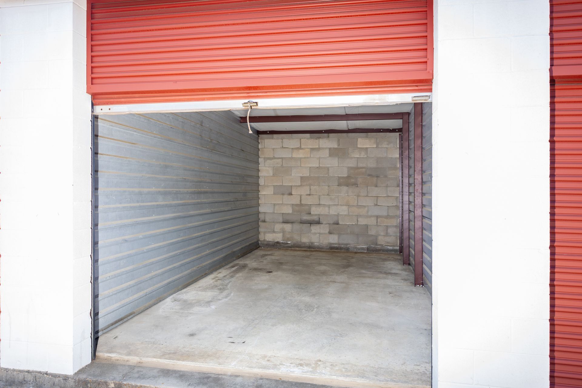 Self Storage Warehouse Building With Units | Cuyahoga Falls, OH - Guardian Self Storage