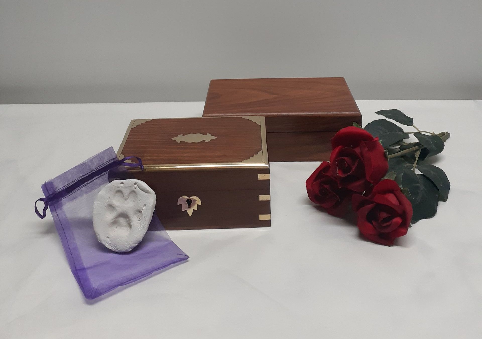 A Wooden Boxes with Flowers - Sydney, NSW - Compass Pet Heritage Cemetery & Crematorium A Wooden Boxes with Flowers - Sydney, NSW - Compass Pet Heritage Cemetery & Crematorium
