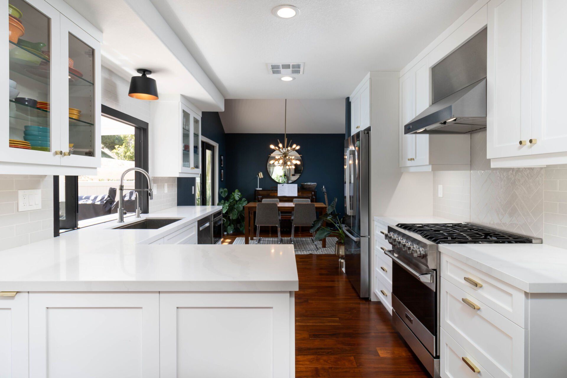 San Diego Contractor remodels this home