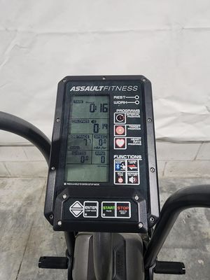A close up of a digital display on a bicycle.